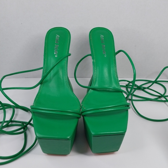 Public Desire Size 8 Anabele Green Pu Lace Up Cylinder Platform Heels Shoes - Picture 3 of 16